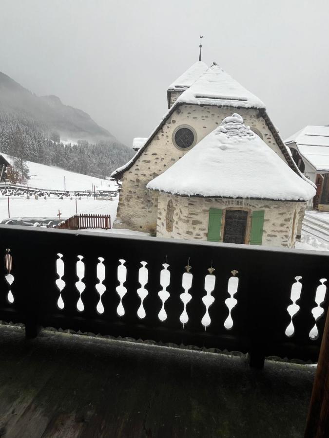 L'Auberge De L'Ours Vers L'Eglise Kültér fotó