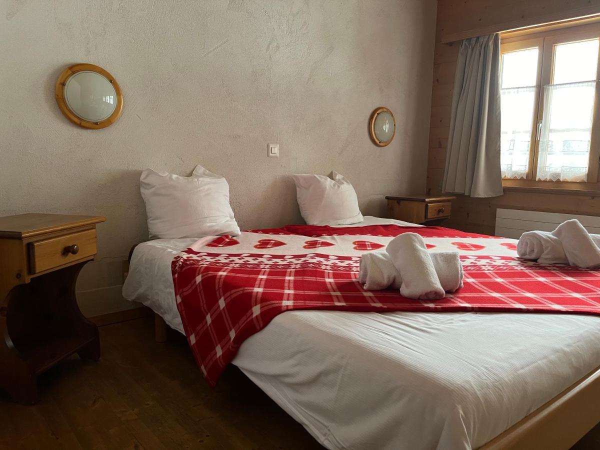 L'Auberge De L'Ours Vers L'Eglise Kültér fotó
